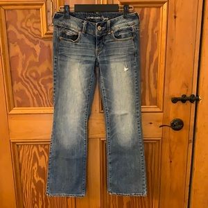 American Eagle Slim Boot jeans size 6 short